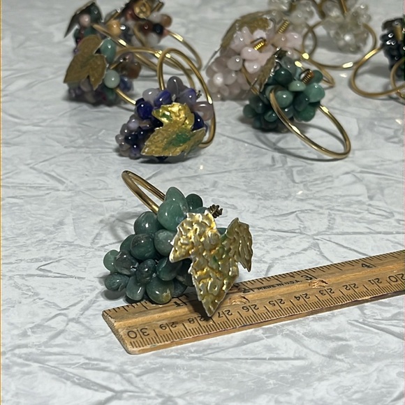 Set of 12 natural stone and brass grape cluster napkin rings mcm boho - Picture 5 of 16